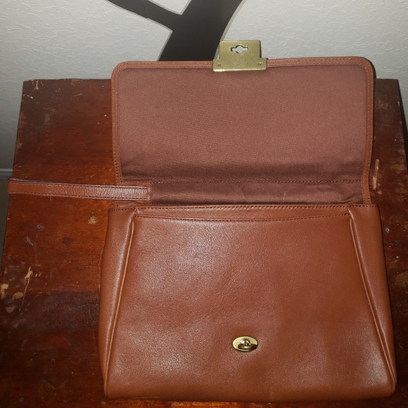 Fossil Wristlet - Picture 2 of 6